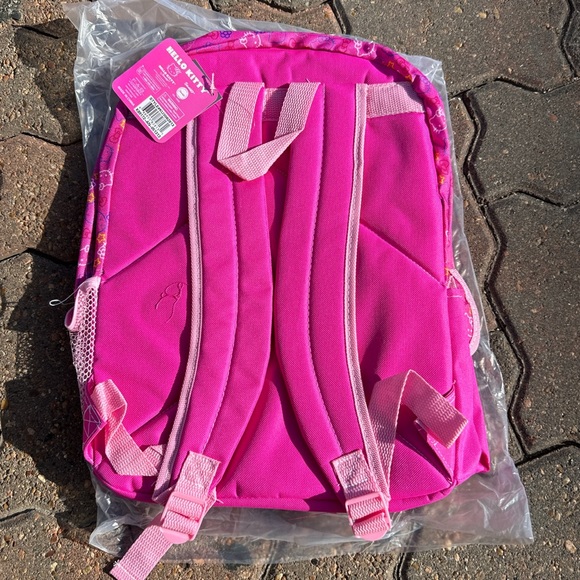 2013 HELLO KITTY BACKPACK - Picture 3 of 8